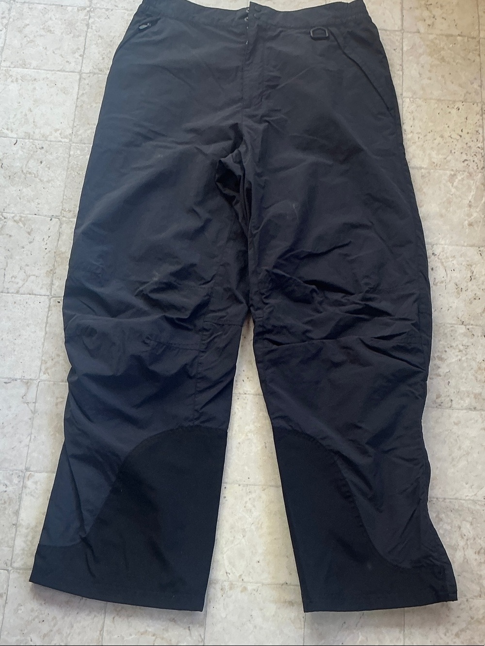 L.L. Bean Men's Black water repellant ski/snowmobile/hunting Pants Size L Tall.